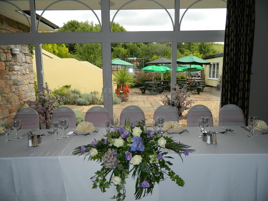 Beambridge Inn Wellington  Bagian luar foto